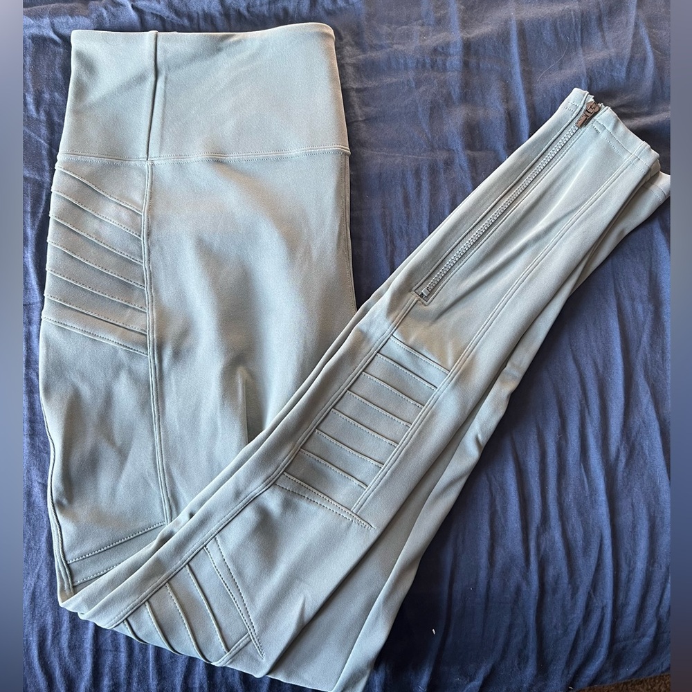 Athleta light green Delancey moto leggings size L